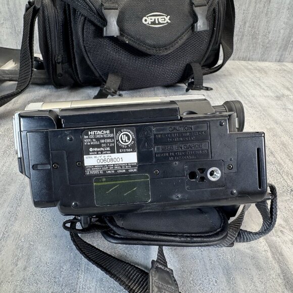 Hitachi VM-E575LE Video Camera - Picture 13 of 16